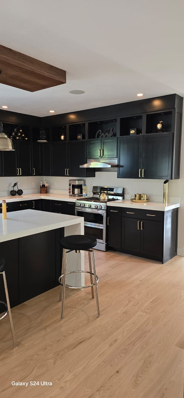 Custom Kitchen Furniture